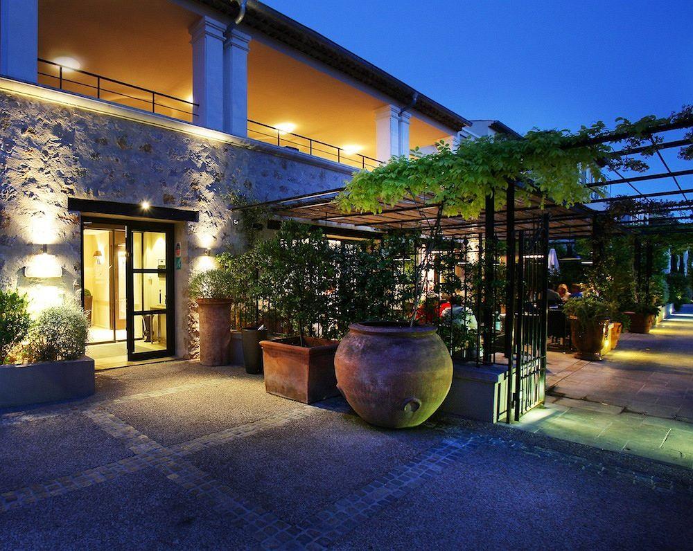 Residence Hoteliere 4 Etoiles Les Mas Du Grand Vallon Mougins Exteriör bild