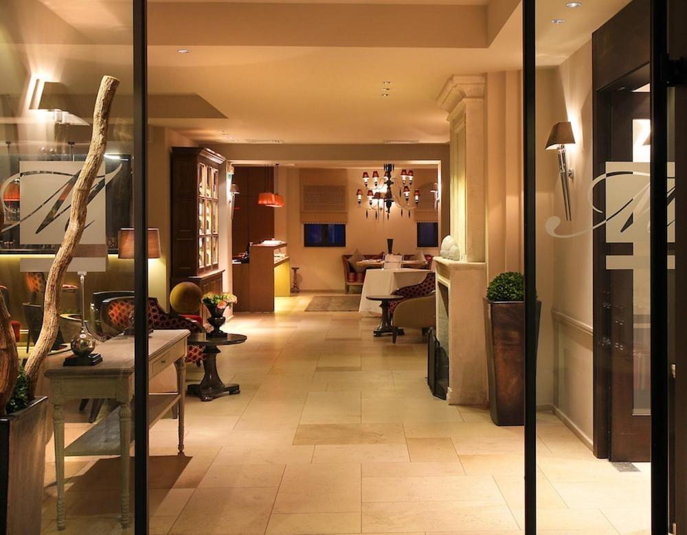 Residence Hoteliere 4 Etoiles Les Mas Du Grand Vallon Mougins Exteriör bild