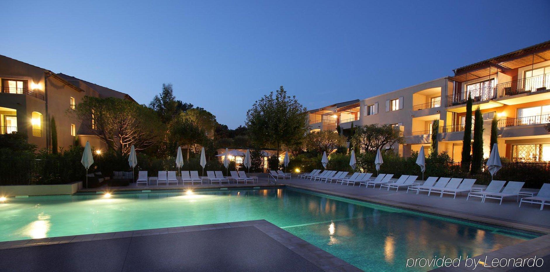 Residence Hoteliere 4 Etoiles Les Mas Du Grand Vallon Mougins Exteriör bild