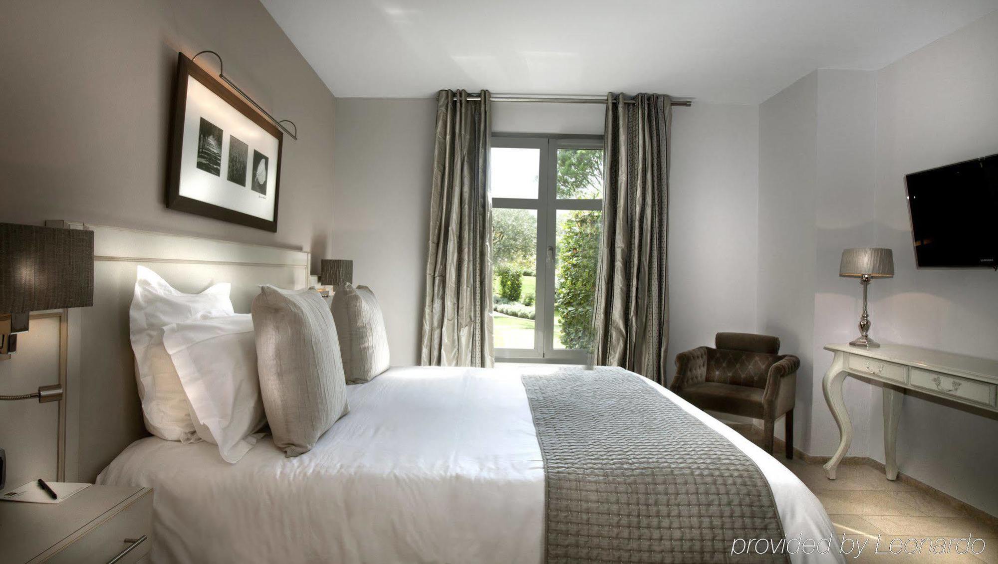 Residence Hoteliere 4 Etoiles Les Mas Du Grand Vallon Mougins Exteriör bild